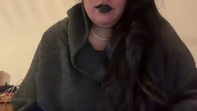 Snapshot of MashaCL chatting on November 21, 2025, 3:33 pm MashaCL online show from November 21, 2025, 3:33 pm