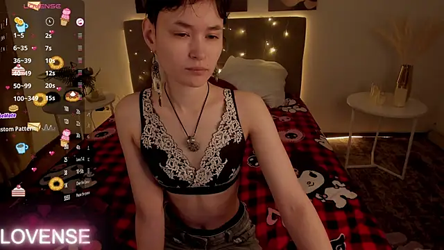 Emily Strikeee online show from April 22, 2026, 1:45 am