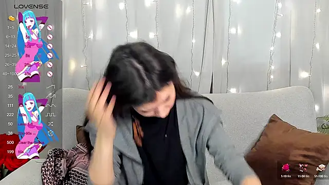 Emily Strikeee online show from March 18, 2025, 9:45 am