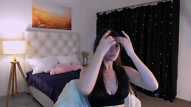 EvaThopson online show from February 28, 2026, 11:10 am