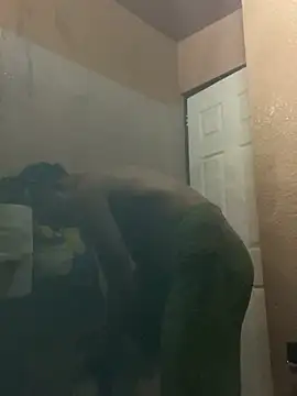 Hxnsovrgon online show from March 11, 2025, 6:08 am