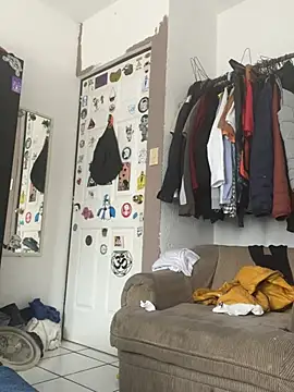 Hxnsovrgon online show from February 18, 2025, 8:47 pm