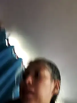 Snapshot of Tefannyy_ chatting on February 17, 2026, 1:30 pm Tefannyy online show from February 17, 2026, 1:30 pm