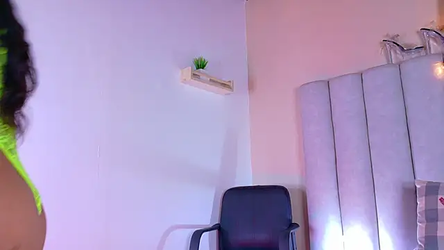 Snapshot of ChanelAdamss_ chatting on October 4, 2025, 2:57 am ChanelAdamss online show from October 4, 2025, 2:57 am