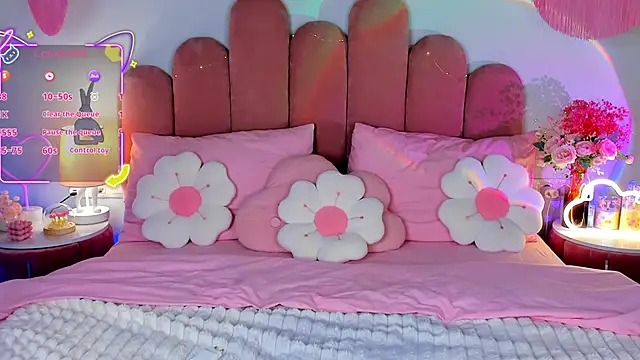 GiaCale online show from November 18, 2025, 2:53 pm