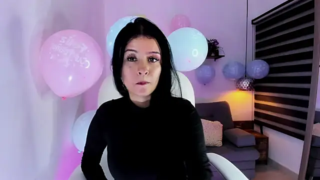 Snapshot of yenny_garcia chatting on October 7, 2025, 6:09 pm yenny garcia online show from October 7, 2025, 6:09 pm