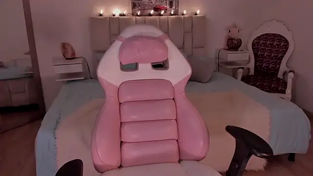 yenny garcia online show from March 12, 2026, 6:23 pm