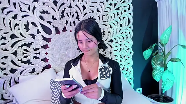 Mindy sweety online show from March 27, 2026, 1:12 pm