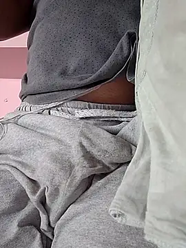 Snapshot of LuciferIndia chatting on November 7, 2025, 9:41 pm LuciferIndia online show from November 7, 2025, 9:41 pm