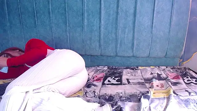 Snapshot of engel_devil chatting on February 14, 2026, 3:12 pm engel devil online show from February 14, 2026, 3:12 pm