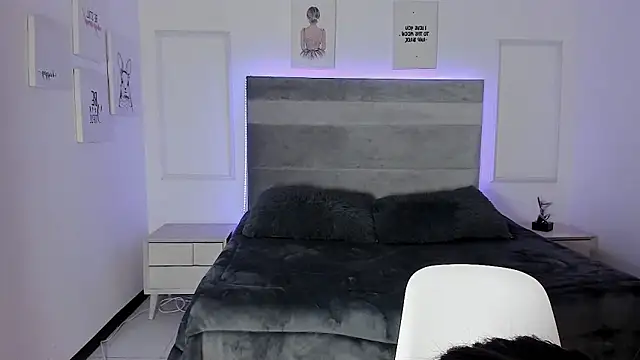 valka wolfe online show from February 2, 2026, 4:39 pm