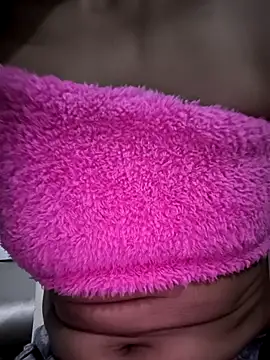 Snapshot of Cositarica_69 chatting on October 19, 2025, 5:54 am Cositarica 69 online show from October 19, 2025, 5:54 am