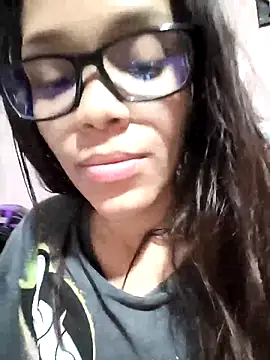 Snapshot of Cositarica_69 chatting on February 10, 2026, 5:17 am Cositarica 69 online show from February 10, 2026, 5:17 am