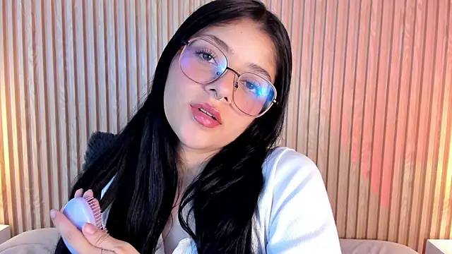 lana dol online show from September 25, 2025, 12:11 pm