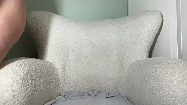 YourGreekAnna online show from October 18, 2025, 7:49 pm