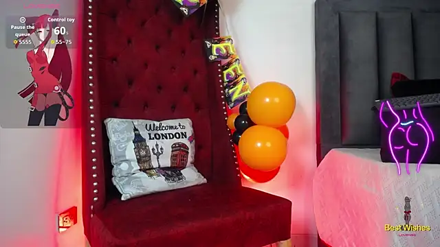 BiancaAntonelli online show from October 7, 2025, 1:56 pm