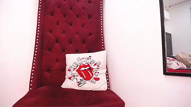 BiancaAntonelli online show from March 19, 2025, 2:24 pm