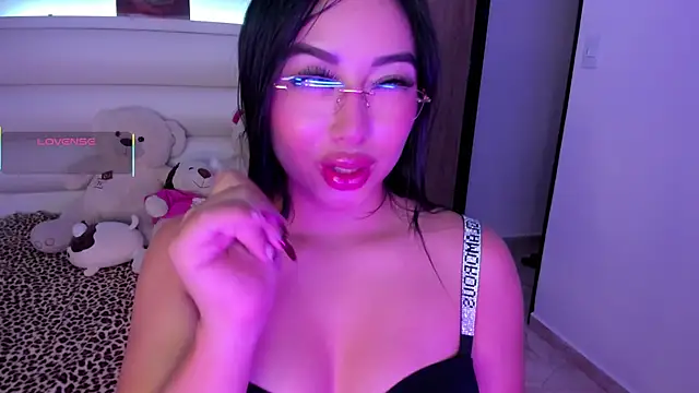 gaby desire777 online show from November 23, 2025, 2:54 am