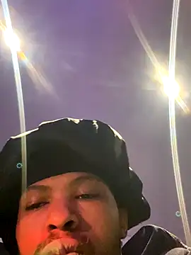 BlueIceCube online show from September 17, 2025, 7:27 pm