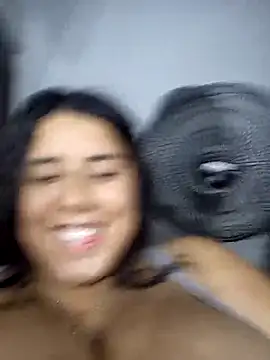 andreinabigtits online show from September 13, 2025, 8:20 pm