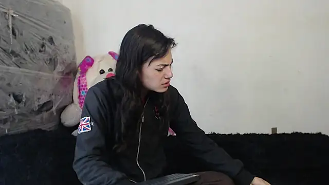 Snapshot of skinny_sweet2411 chatting on November 22, 2025, 4:55 am skinny sweet2411 online show from November 22, 2025, 4:55 am