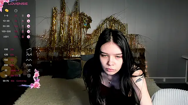 Snapshot of SweetyDeviliya chatting on February 4, 2025, 12:11 pm SweetyDeviliya online show from February 4, 2025, 12:11 pm