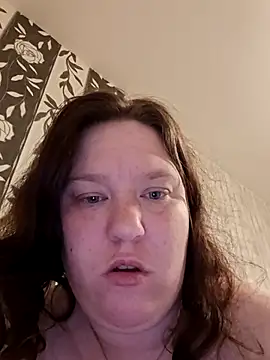 CurvyMilf1992 online show from October 11, 2025, 12:00 am
