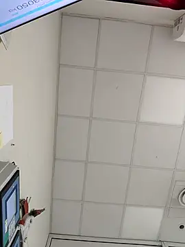 coppiapazza online show from February 3, 2025, 4:31 pm