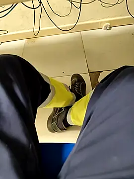 coppiapazza online show from March 7, 2025, 9:06 pm