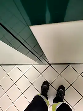 coppiapazza online show from December 31, 2024, 6:46 pm