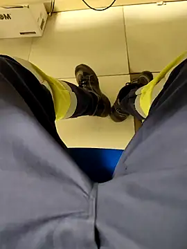 coppiapazza online show from January 18, 2025, 4:10 pm