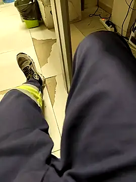 coppiapazza online show from December 23, 2024, 10:33 pm