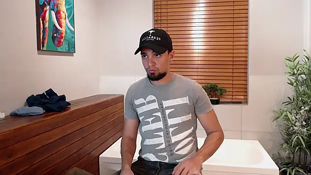 Snapshot of Edward_max chatting on February 22, 2025, 3:45 am Edward max online show from February 22, 2025, 3:45 am