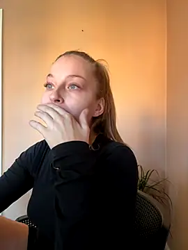 Hr Frk Olsen online show from September 25, 2025, 11:49 am