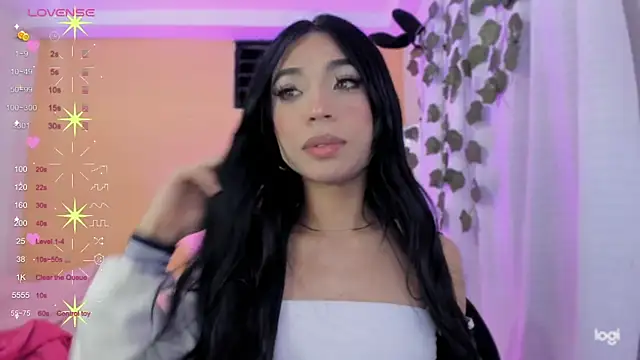 Snapshot of AndreaSweet_ chatting on February 4, 2025, 4:26 am AndreaSweet online show from February 4, 2025, 4:26 am