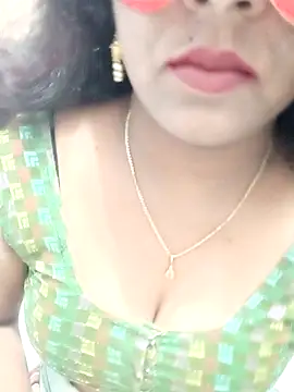 Snapshot of Manisha-Love chatting on January 22, 2025, 7:45 pm Manisha-Love online show from January 22, 2025, 7:45 pm