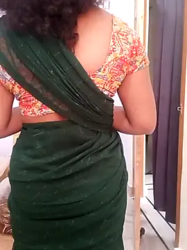 Snapshot of Manisha-Love chatting on February 21, 2025, 6:29 am Manisha-Love online show from February 21, 2025, 6:29 am