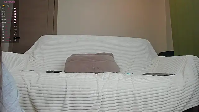 Snapshot of squ1kt chatting on January 28, 2025, 7:53 am squ1kt online show from January 28, 2025, 7:53 am