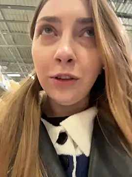 Snapshot of Sunny___Bunny chatting on February 3, 2026, 12:10 pm Sunny Bunny online show from February 3, 2026, 12:10 pm