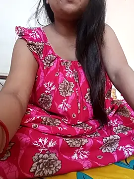 Snapshot of Priya_2222 chatting on October 16, 2025, 7:05 am Priya 2222 online show from October 16, 2025, 7:05 am
