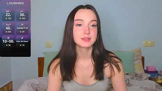 Snapshot of Wild_Sophie_ chatting on December 17, 2024, 1:16 pm Wild Sophie online show from December 17, 2024, 1:16 pm