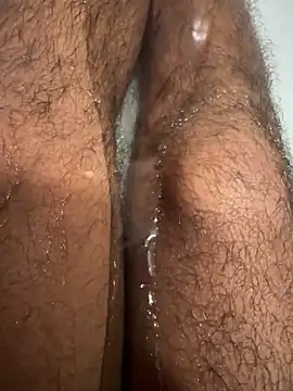 Snapshot of SensualG300 chatting on January 5, 2026, 11:30 pm SensualG300 online show from January 5, 2026, 11:30 pm