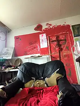 Snapshot of Ozomitro chatting on December 15, 2025, 11:49 am Ozomitro online show from December 15, 2025, 11:49 am