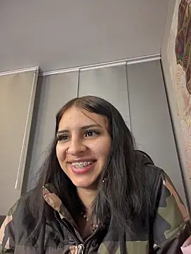 Snapshot of Hilary_pinkk chatting on November 20, 2025, 2:56 am Hilary pinkk online show from November 20, 2025, 2:56 am