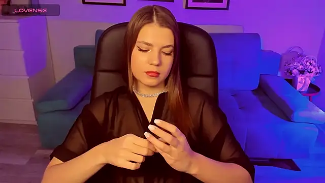 Snapshot of BellaSweetHeart chatting on December 18, 2025, 3:49 pm BellaSweetHeart online show from December 18, 2025, 3:49 pm