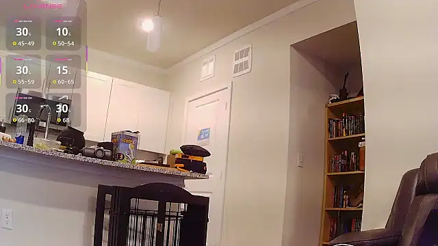 Snapshot of Strong_Bear89 chatting on September 22, 2025, 12:55 pm Strong Bear89 online show from September 22, 2025, 12:55 pm