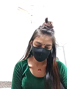 Snapshot of Tisha-01 chatting on February 3, 2026, 3:59 am Tisha-01 online show from February 3, 2026, 3:59 am