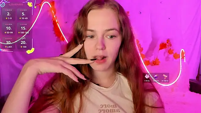 Snapshot of Fox_Lisa chatting on November 8, 2025, 6:11 pm Fox Lisa online show from November 8, 2025, 6:11 pm