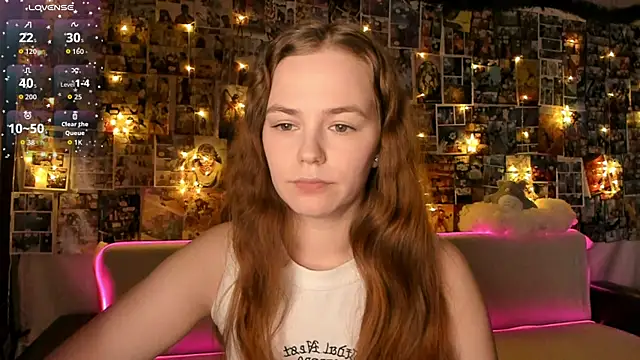 Snapshot of Fox_Lisa chatting on January 9, 2026, 6:15 pm Fox Lisa online show from January 9, 2026, 6:15 pm