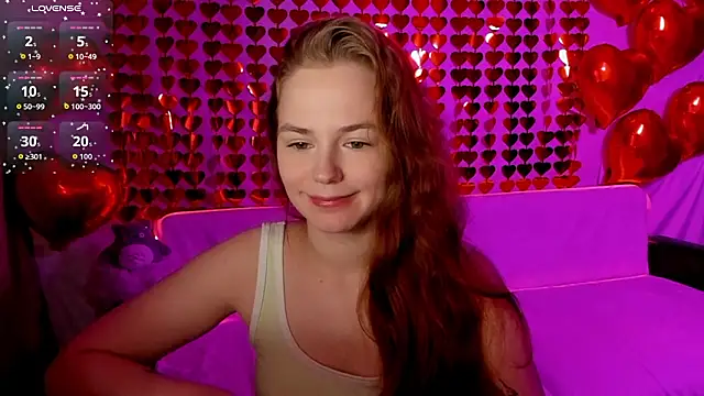 Snapshot of Fox_Lisa chatting on February 10, 2026, 7:35 pm Fox Lisa online show from February 10, 2026, 7:35 pm